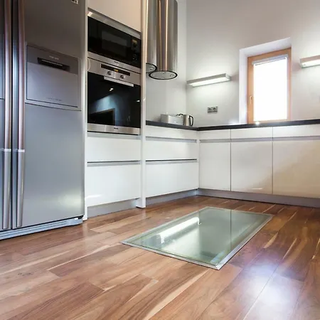 Attic Daire *
